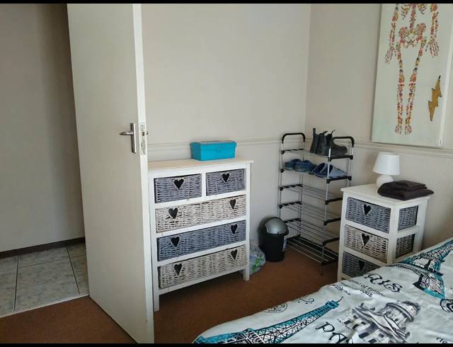 3 BEDROOM HOUSE FOR SALE IN RHODESFIELD